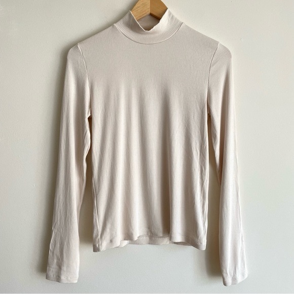 Vince Ribbed Mock Neck Long Sleeve Tee in Blanc - Picture 3 of 11